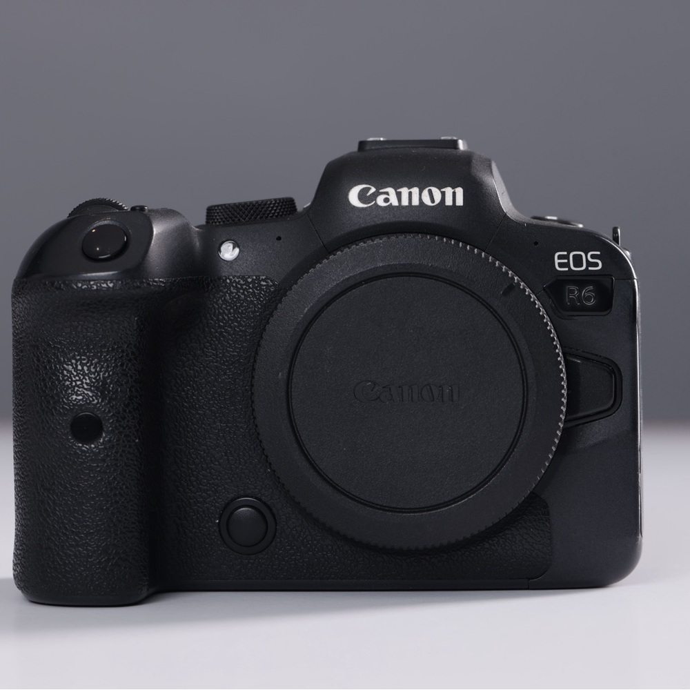 Canon Black Digital Camera Professional Mirrorless